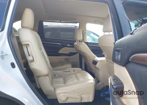 2015 Toyota Highlander Hybrid Limited Platinum V6 z USA, uszkodzony, nr VIN 5TDDCRFH9FS010641